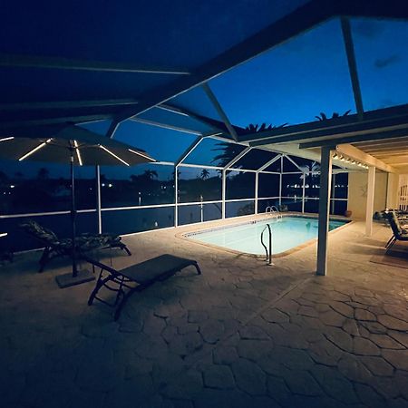 Villa Catalina Isles - Holidays In Paradise Cape Coral Bagian luar foto
