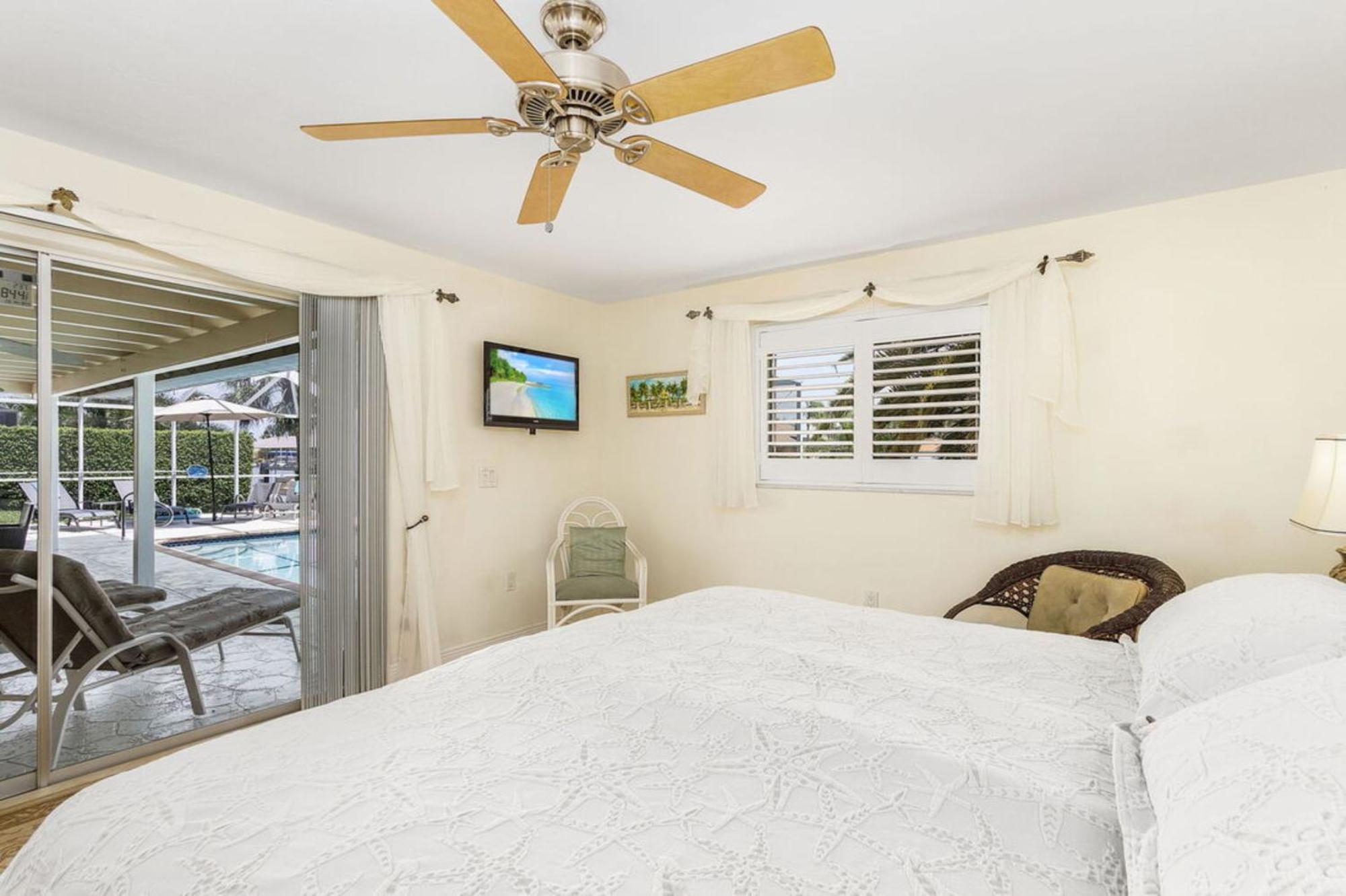 Villa Catalina Isles - Holidays In Paradise Cape Coral Bagian luar foto