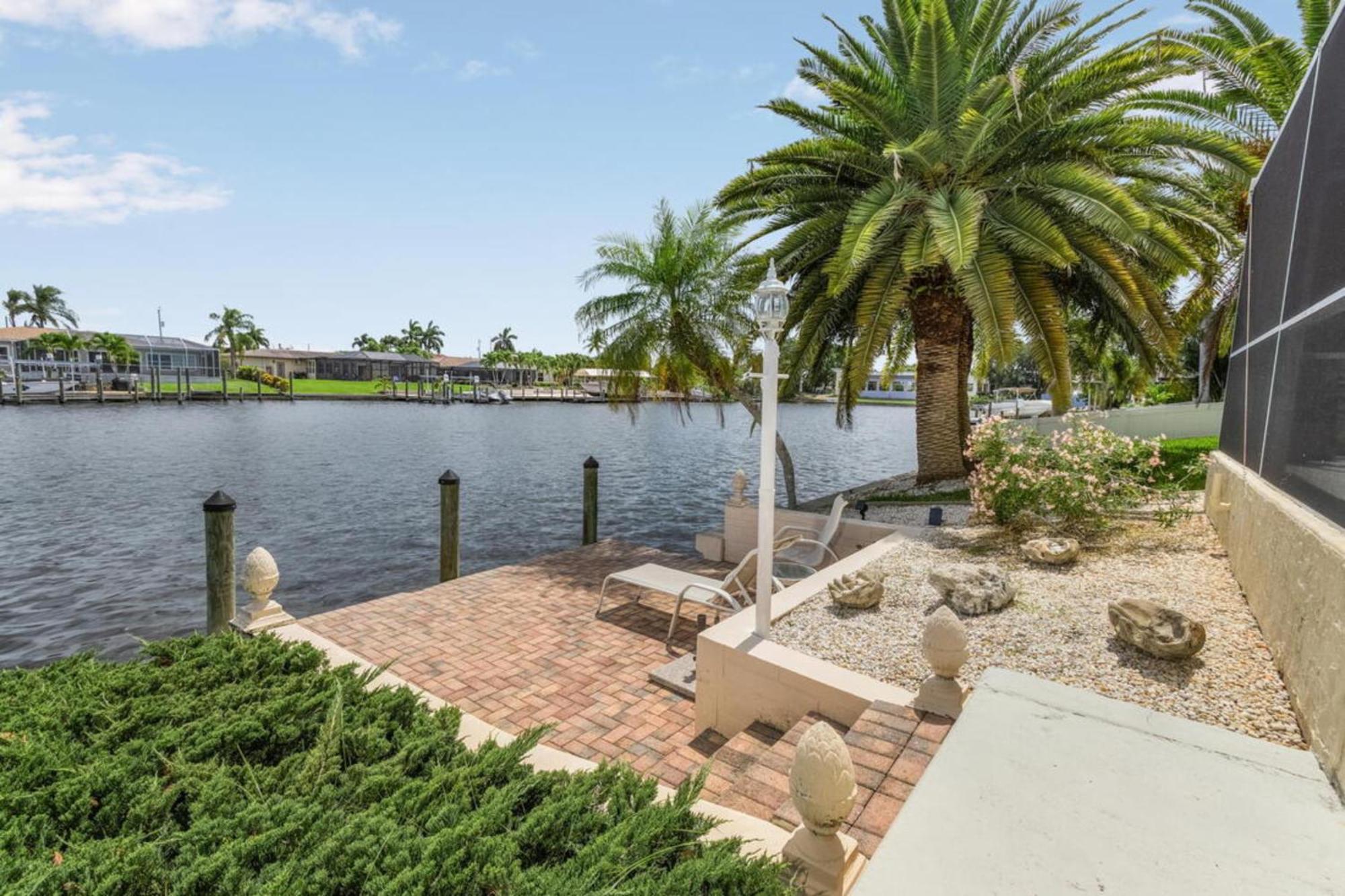 Villa Catalina Isles - Holidays In Paradise Cape Coral Bagian luar foto