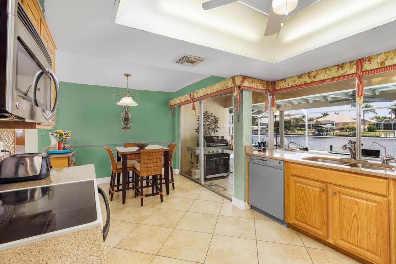 Villa Catalina Isles - Holidays In Paradise Cape Coral Bagian luar foto